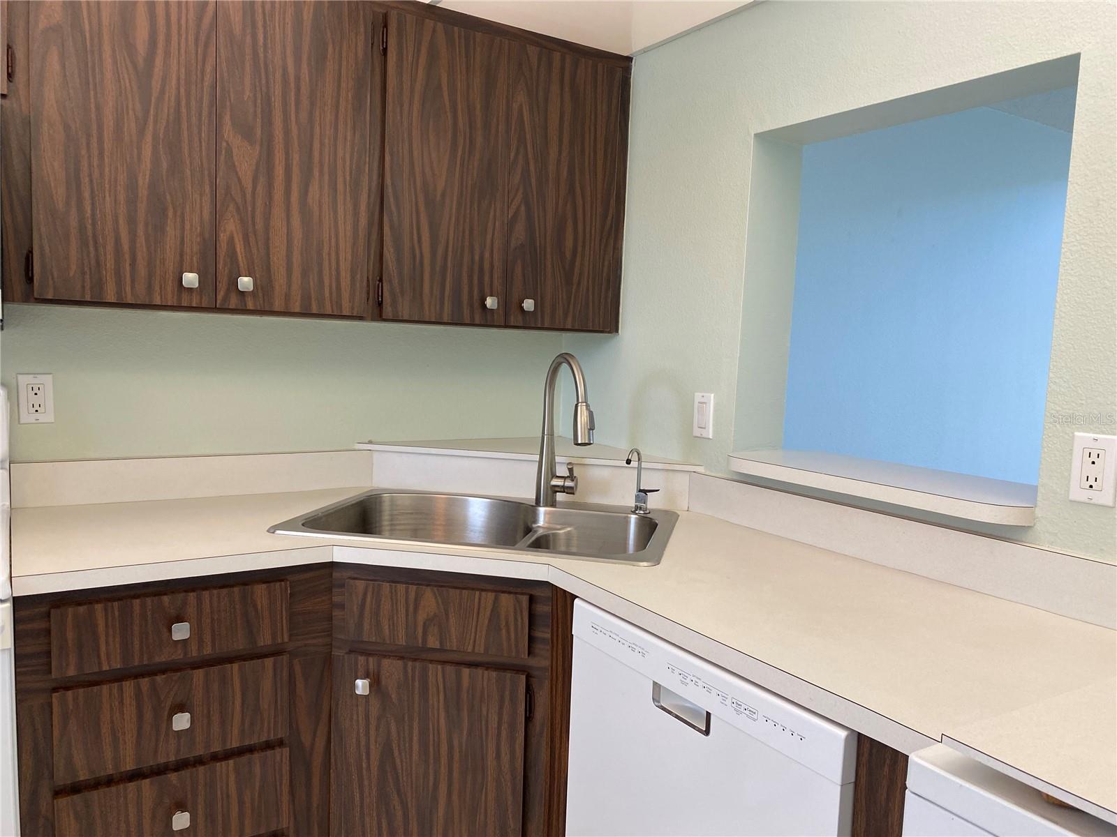 725 CAPRI ISLES BOULEVARD 217
