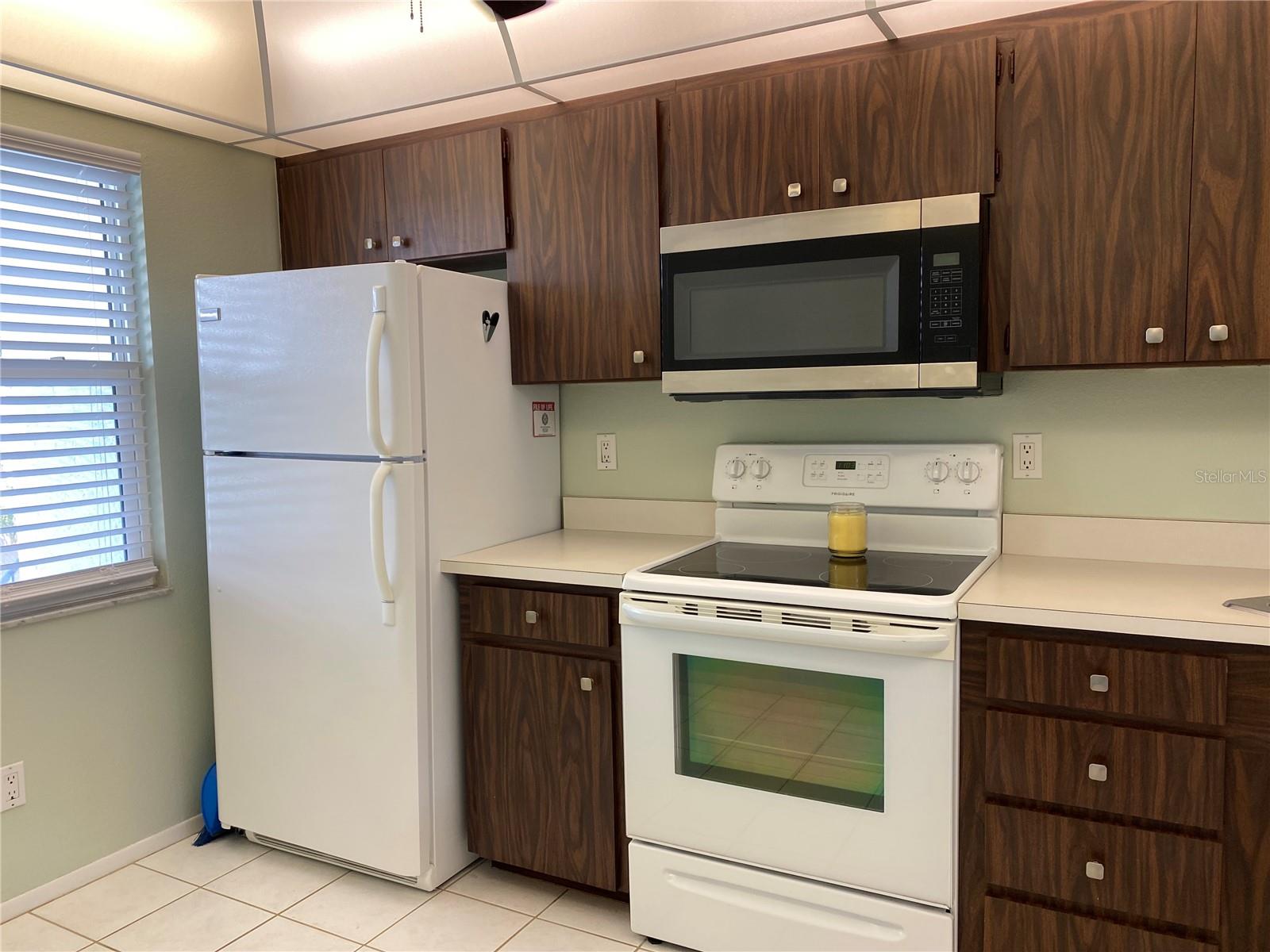 725 CAPRI ISLES BOULEVARD 217