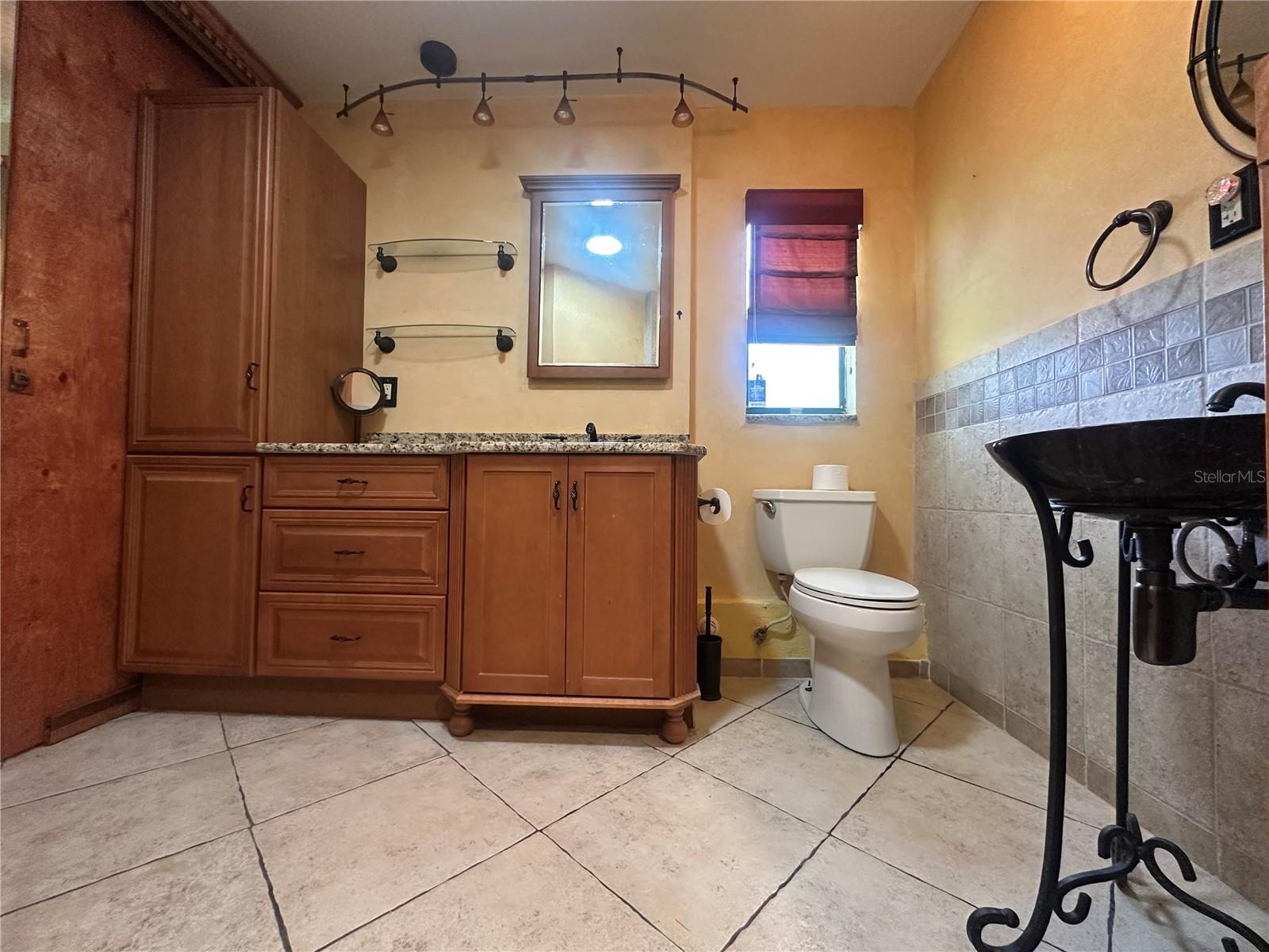 SABAL POINT AMD - Residential Lease