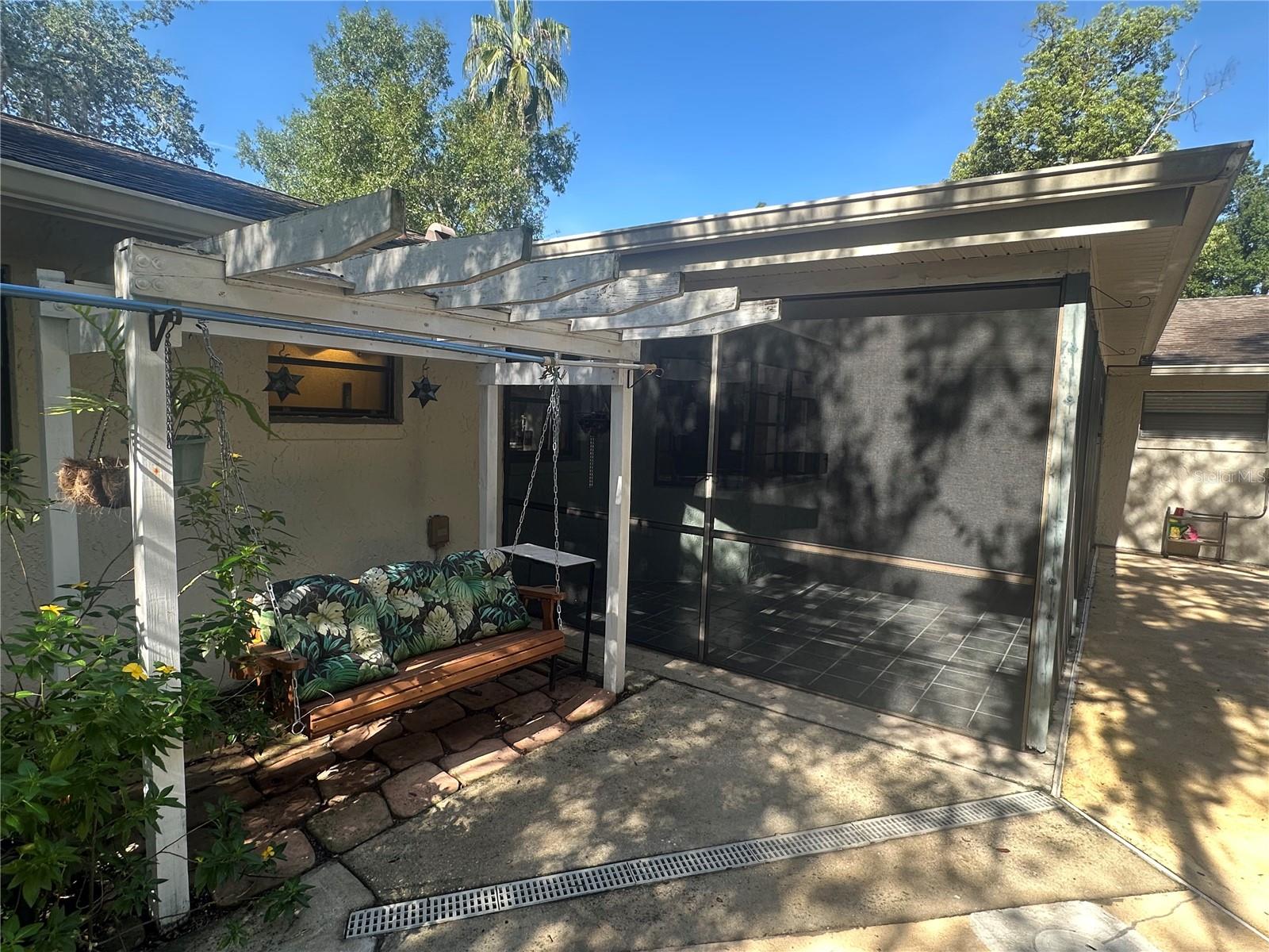 SABAL POINT AMD - Residential Lease