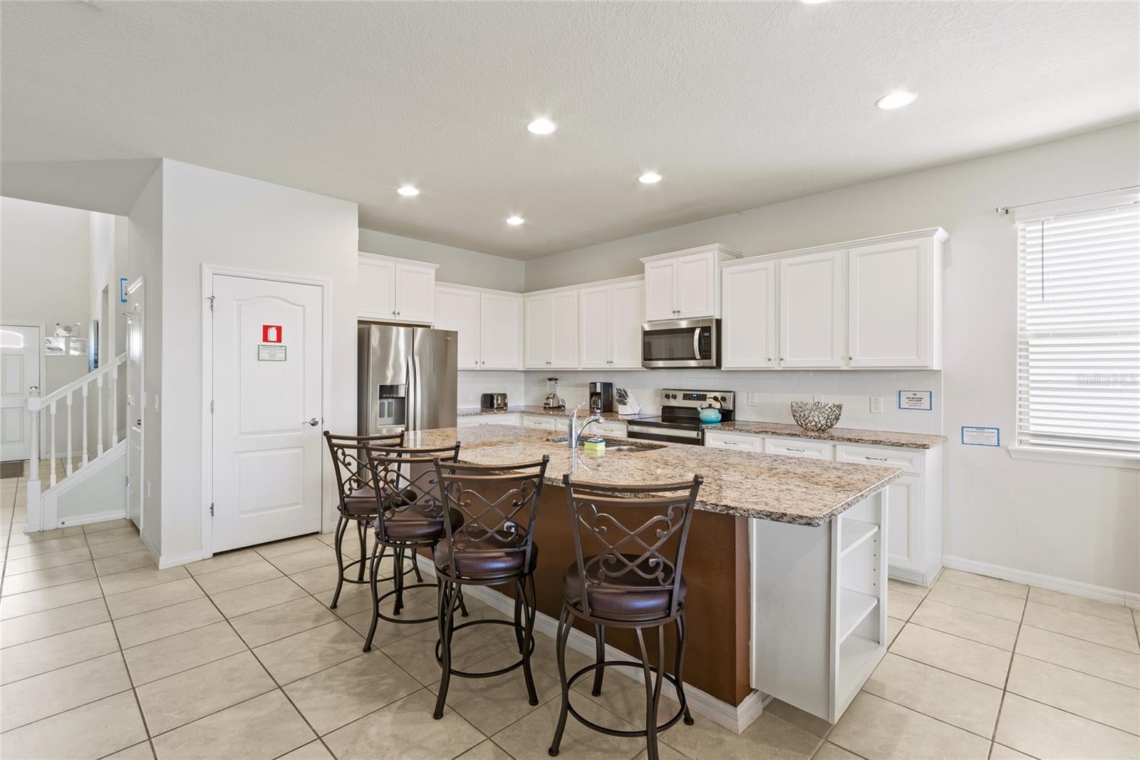 2451 LUXOR DRIVE