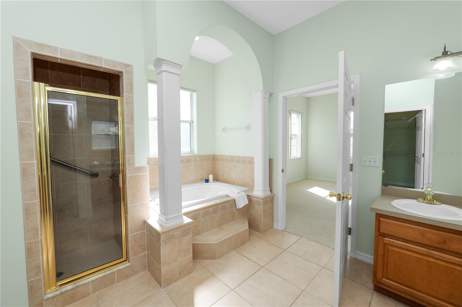 COLONY CLUB ESTATES - Residential