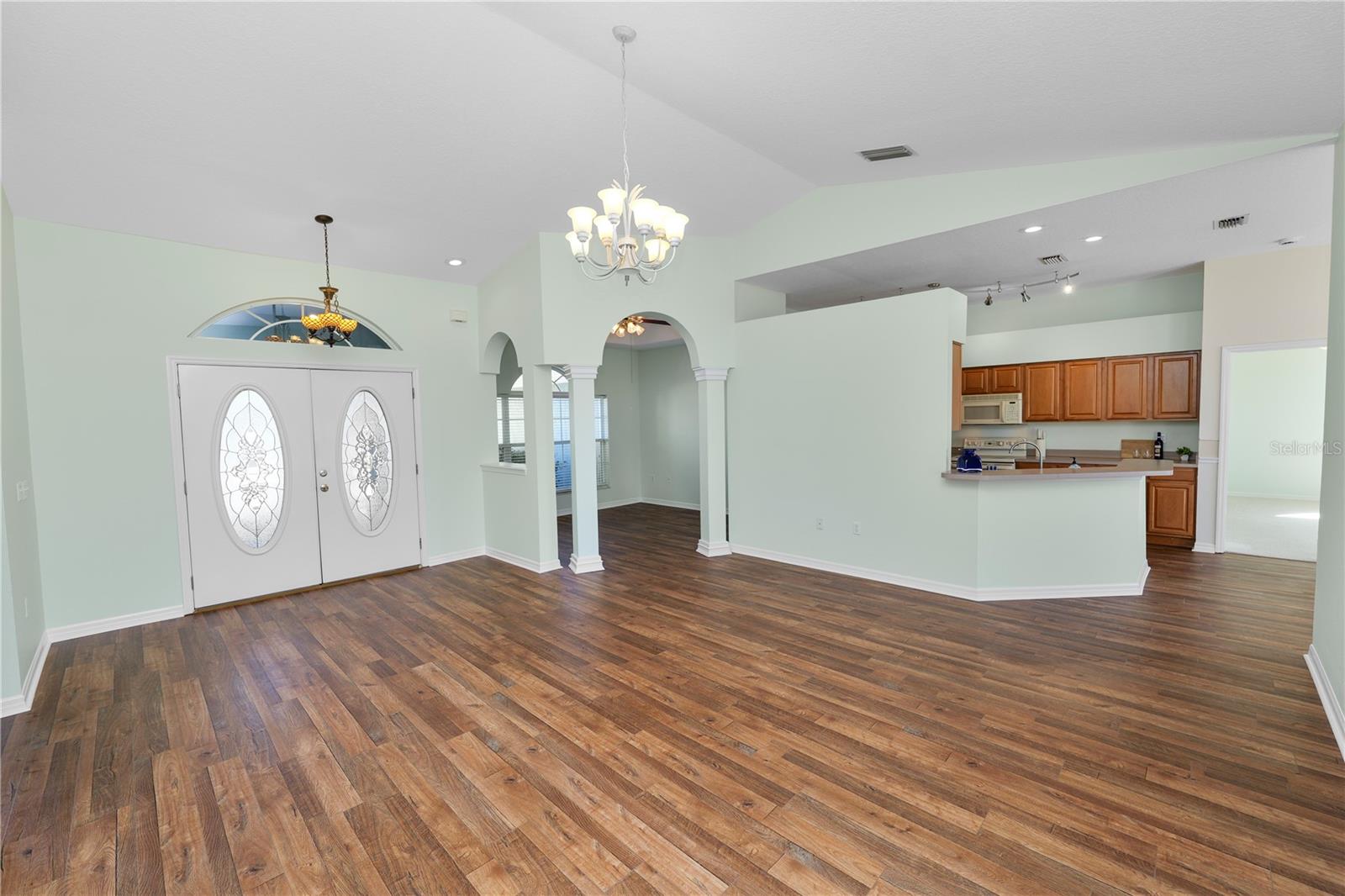 COLONY CLUB ESTATES - Residential