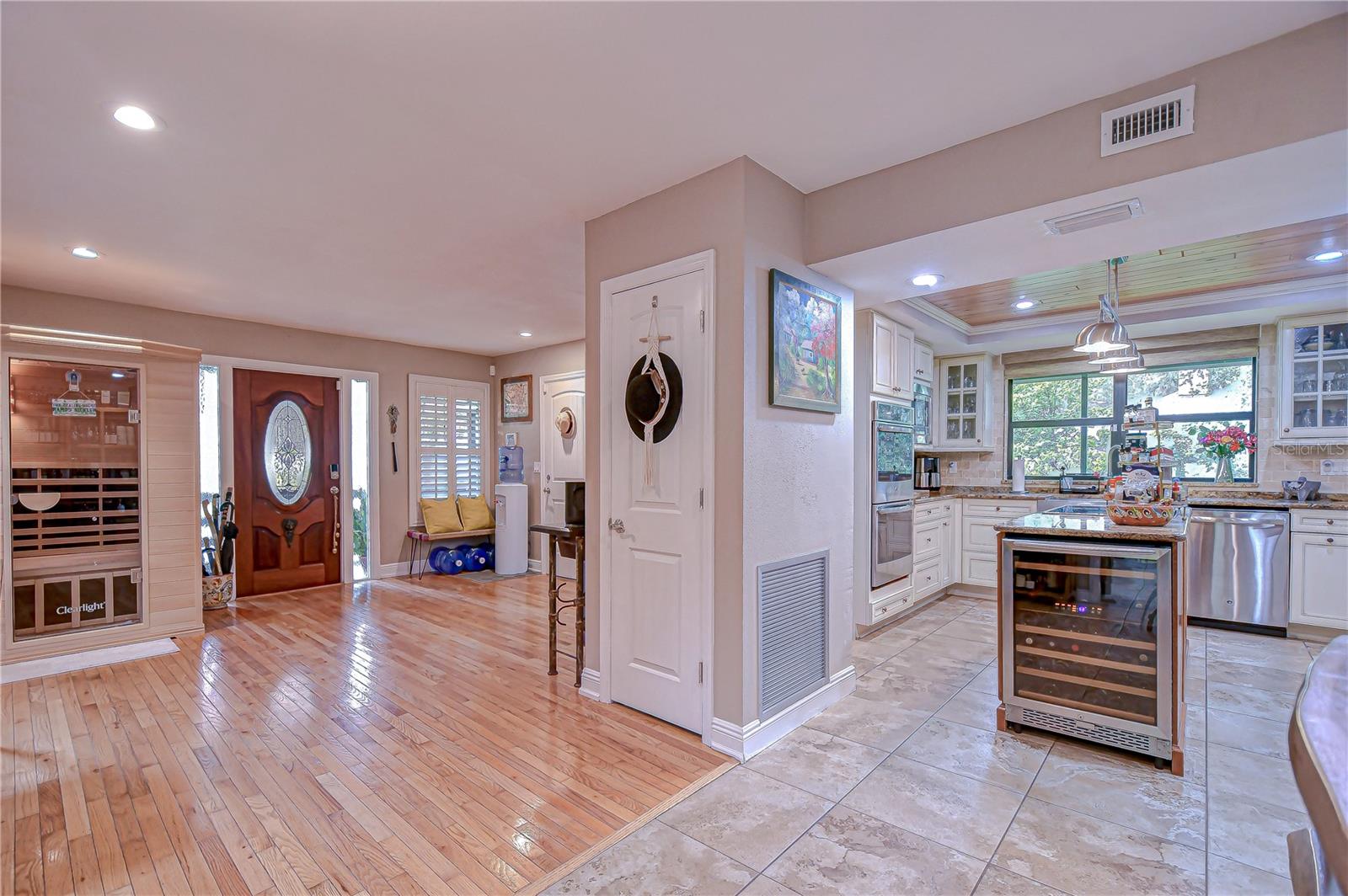 8614 HIBISCUS DRIVE