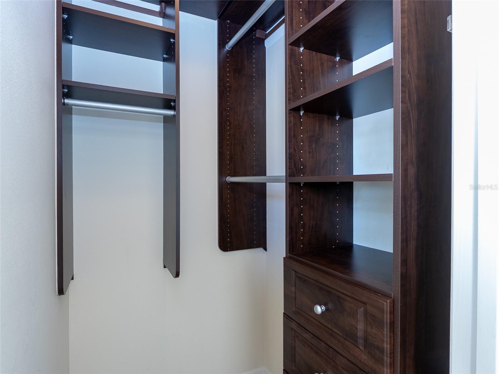 BARRINGTON RIDGE PH 1B - Residential