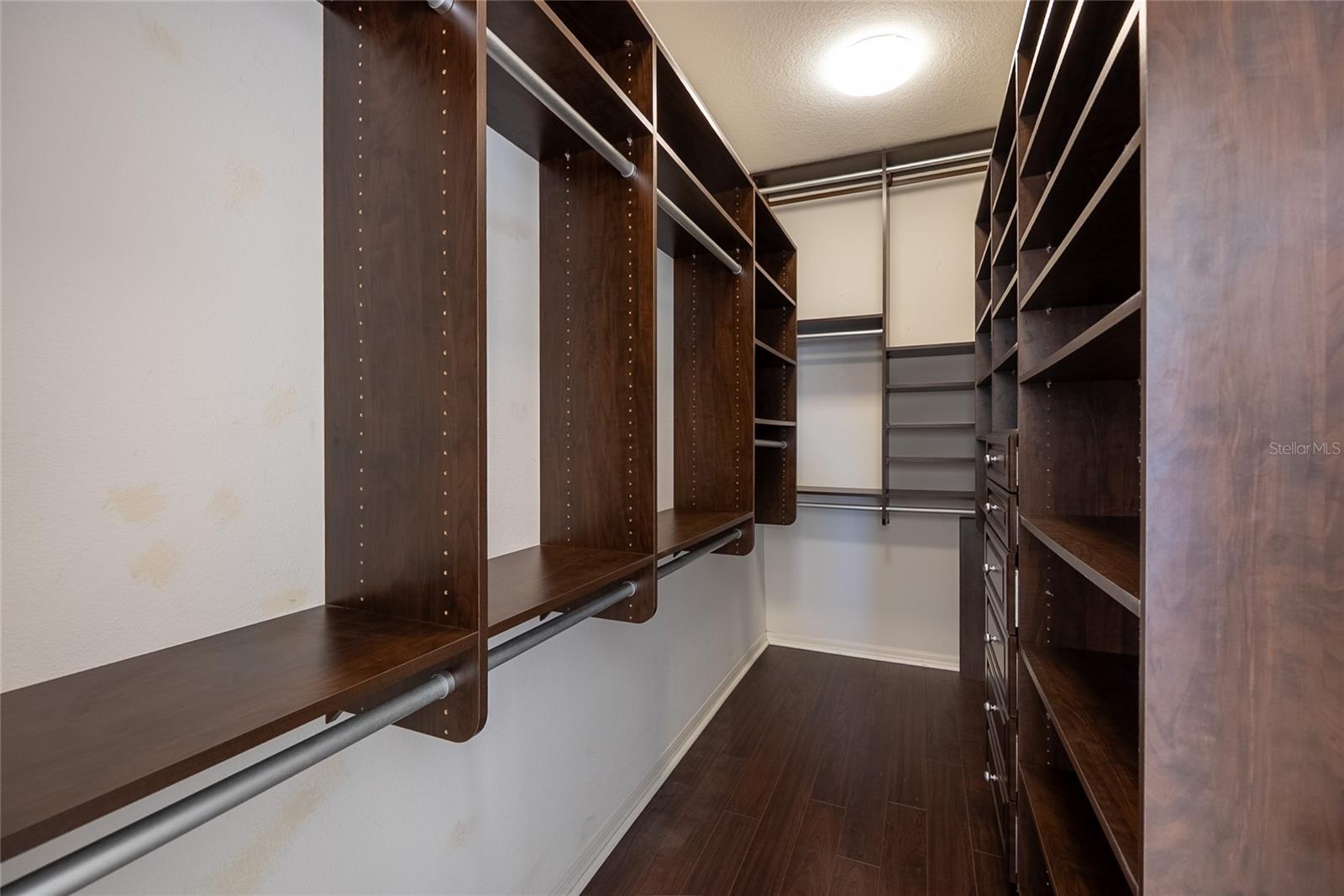 BARRINGTON RIDGE PH 1B - Residential