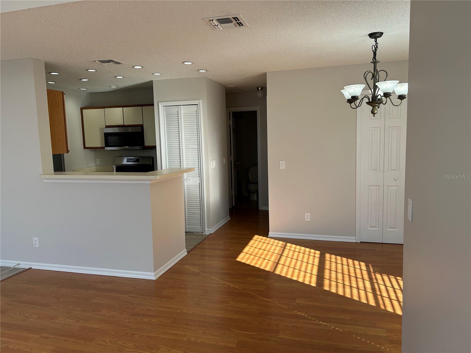 HIDDEN SPGS CONDO - Residential Lease