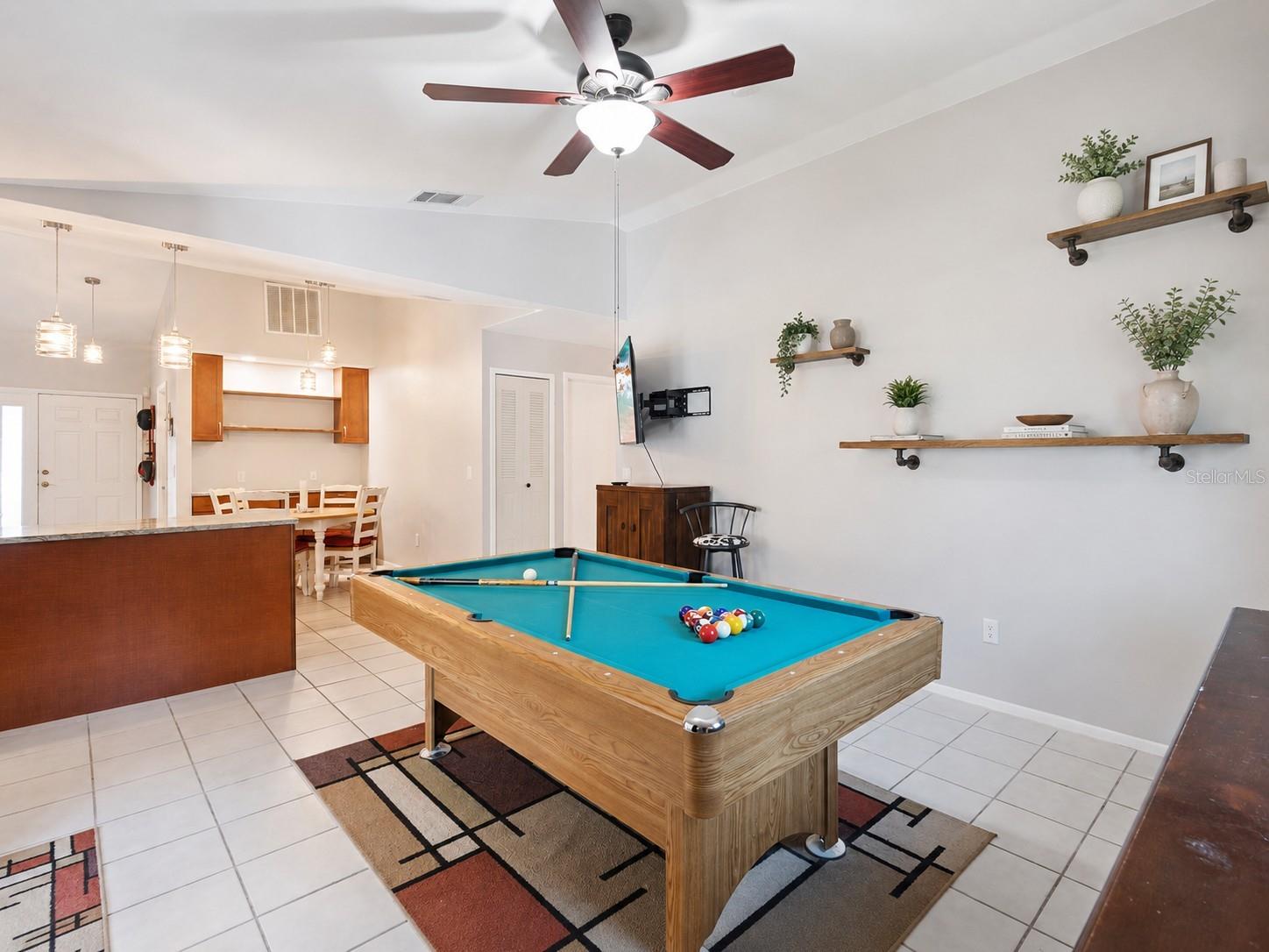 GROVE HILL - Residential