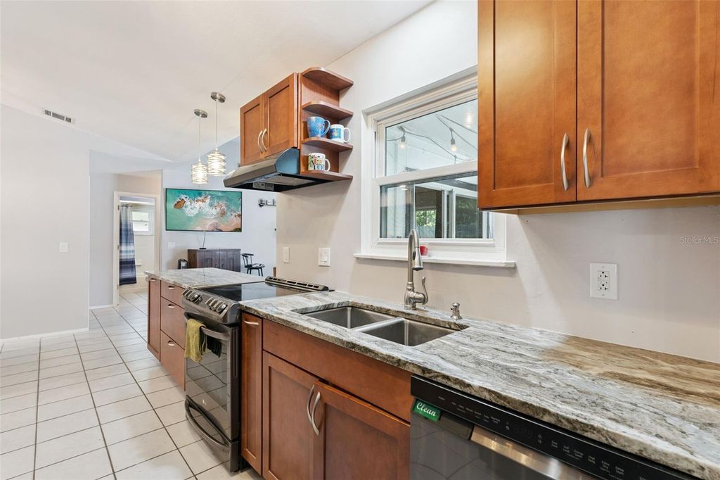 Photo of 8122 Citrus Hill Court, Orlando, FL 32818 (MLS # V4948940)