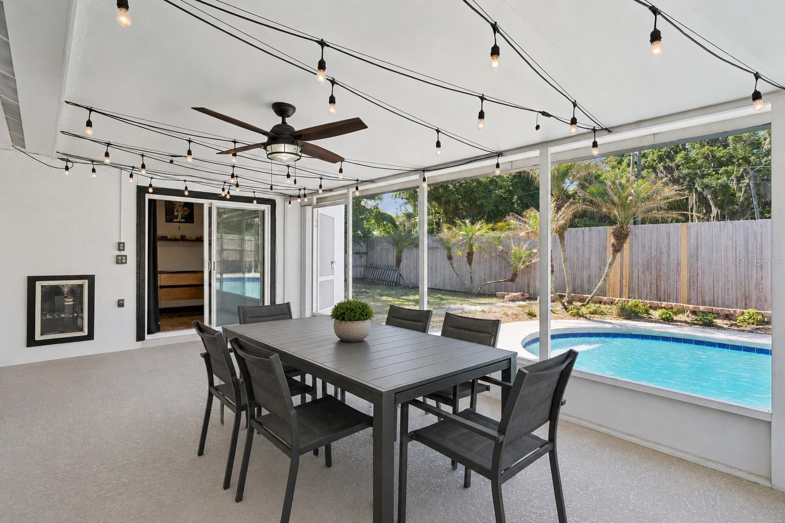GROVE HILL - Residential