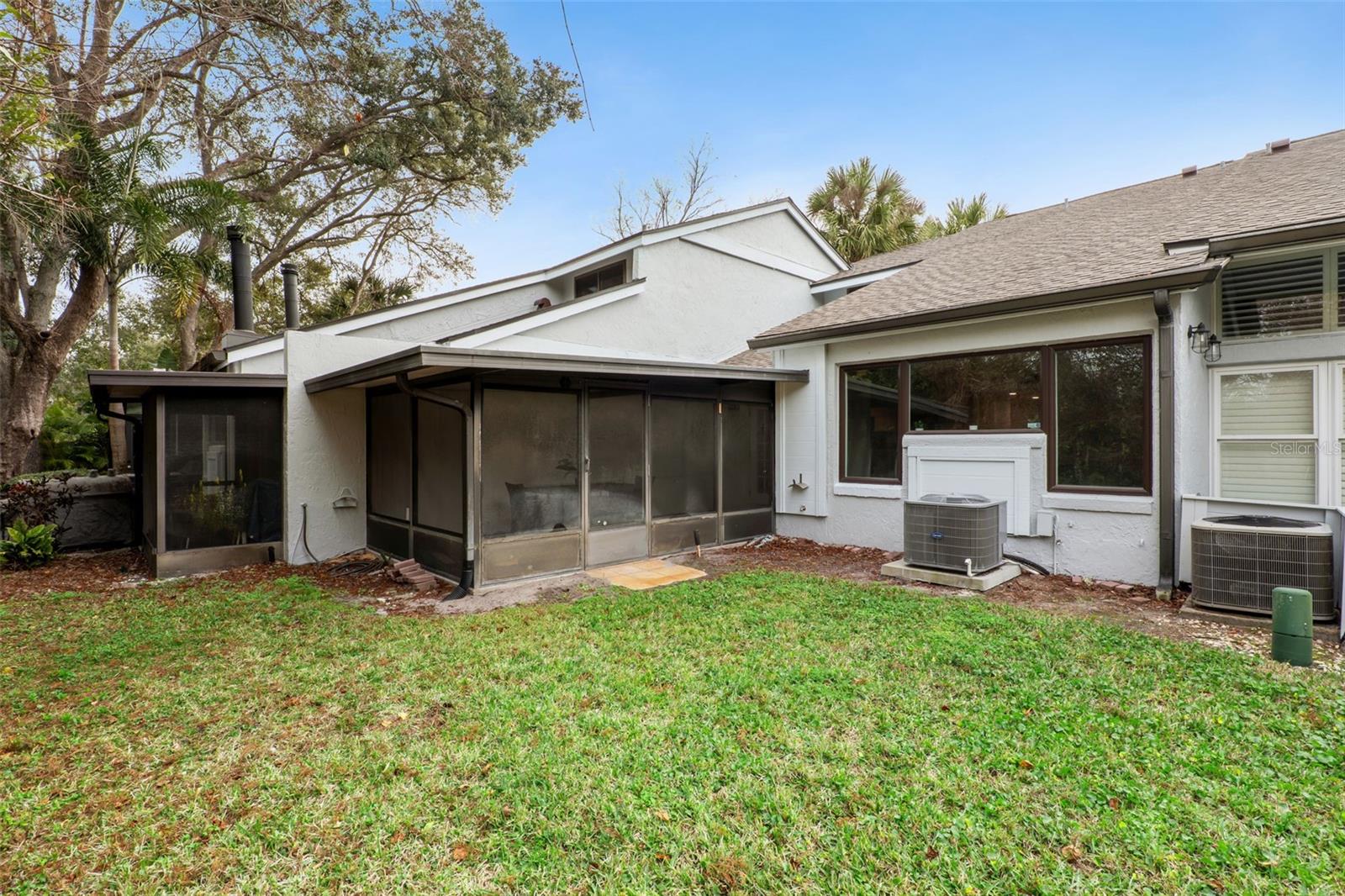 ULTRA VISTA CONDO - Residential