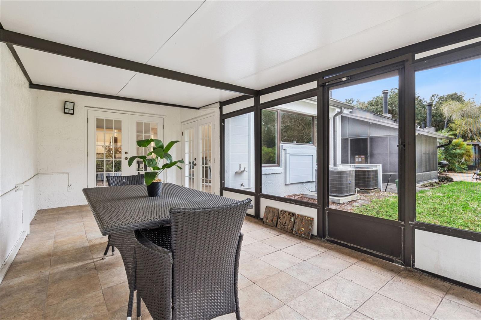 ULTRA VISTA CONDO - Residential