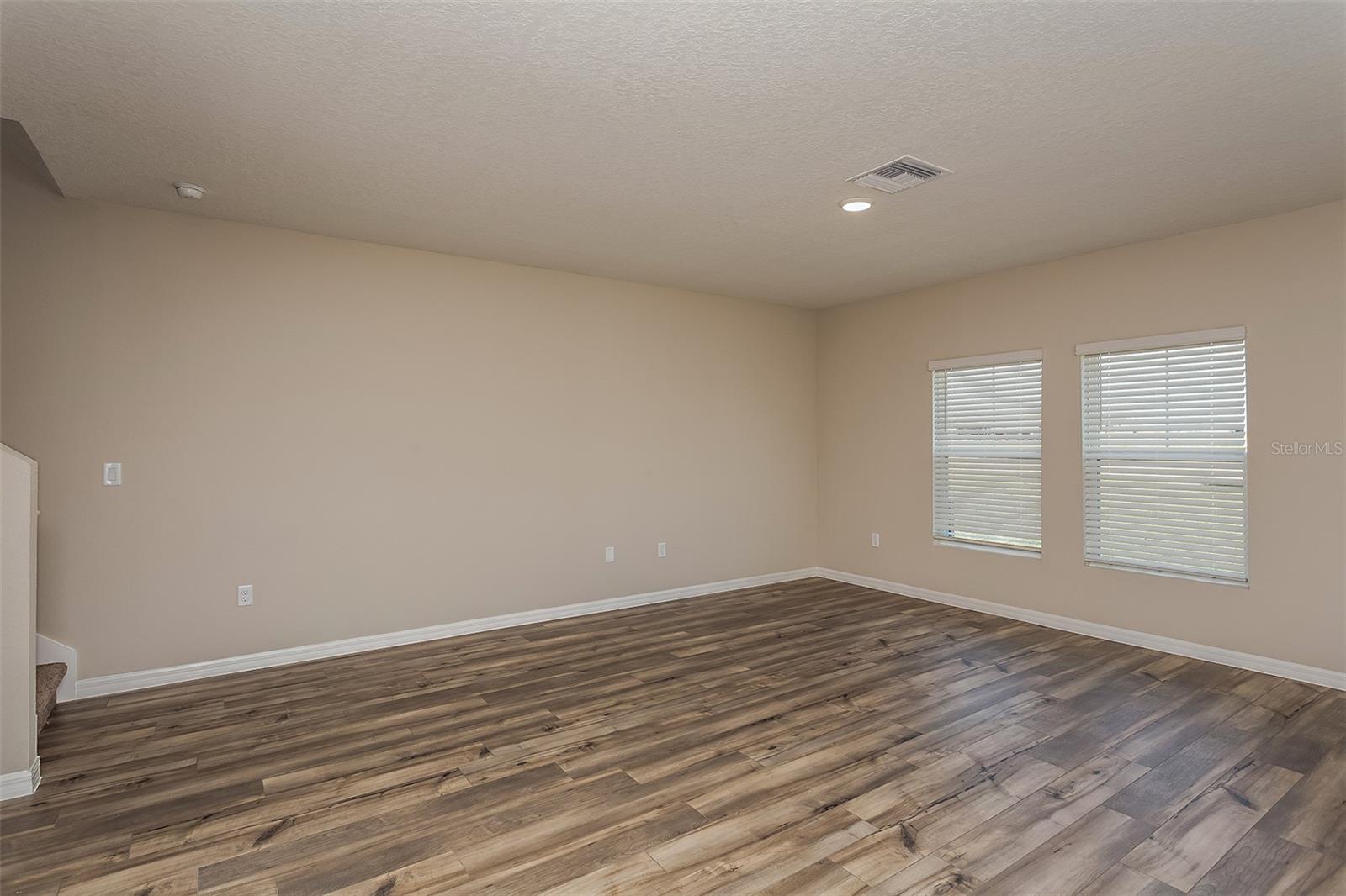 15257 MAUDE LANDING LOOP