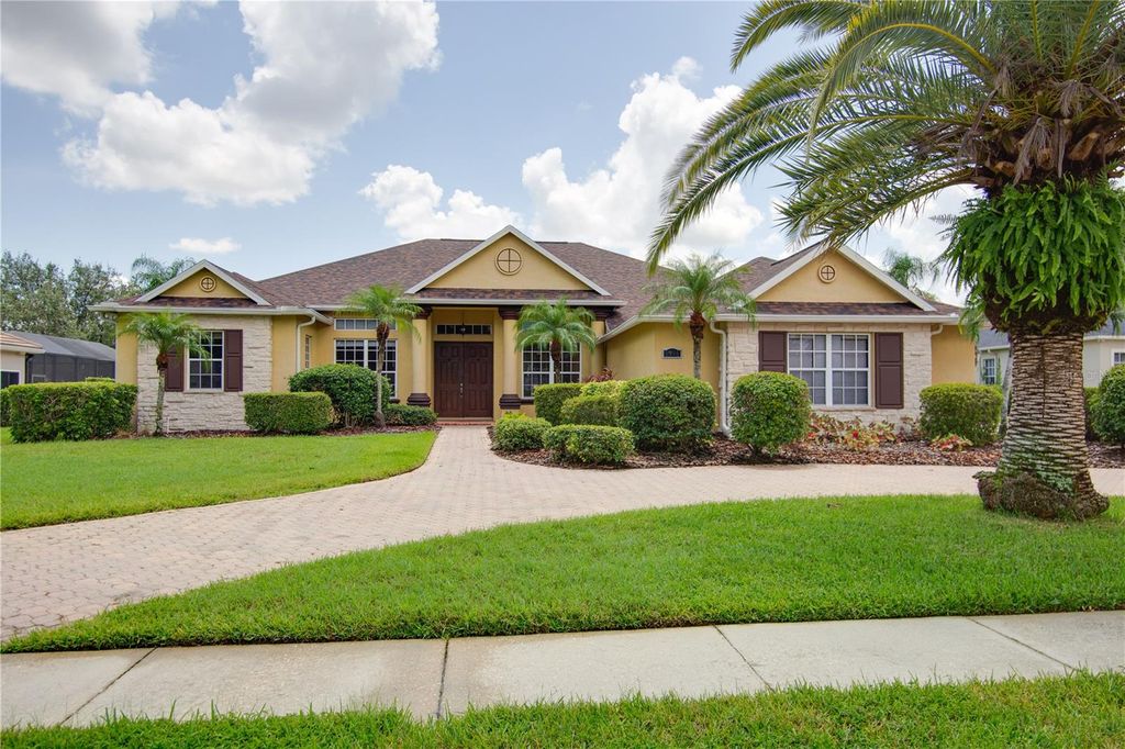Photo of 9996 Cherry Hills Avenue Circle, Bradenton, FL 34202 (MLS # A4665126)