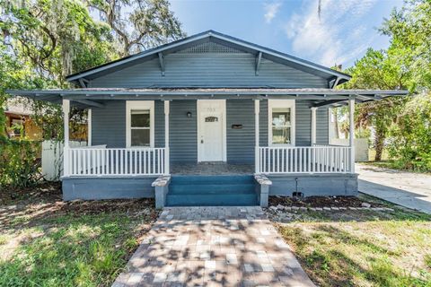 Photo of 703 E Lake Avenue, Tampa, FL 33603 (MLS # S5141881)