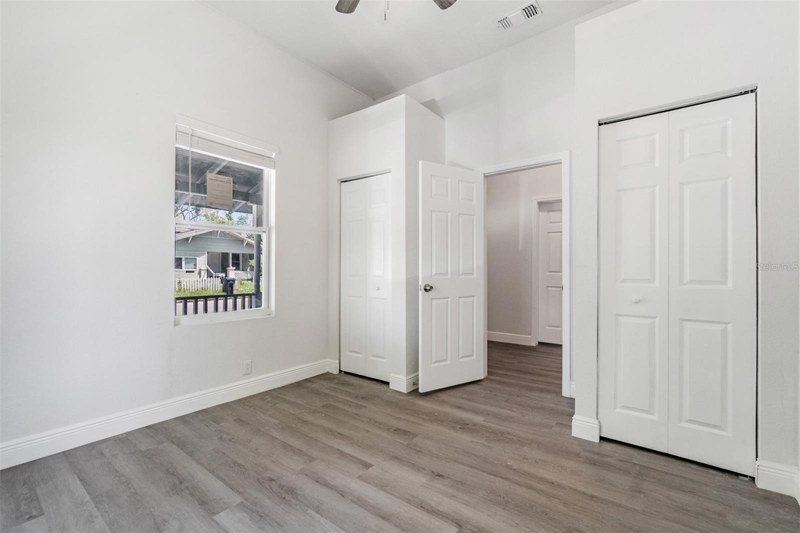 LA VERGNE 1ST ADD - Residential