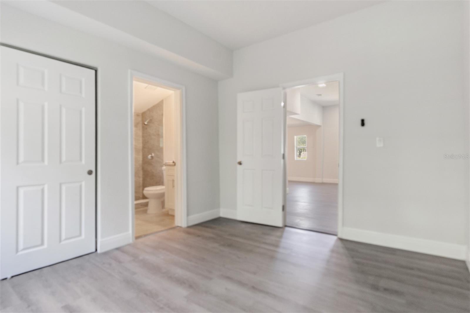 LA VERGNE 1ST ADD - Residential