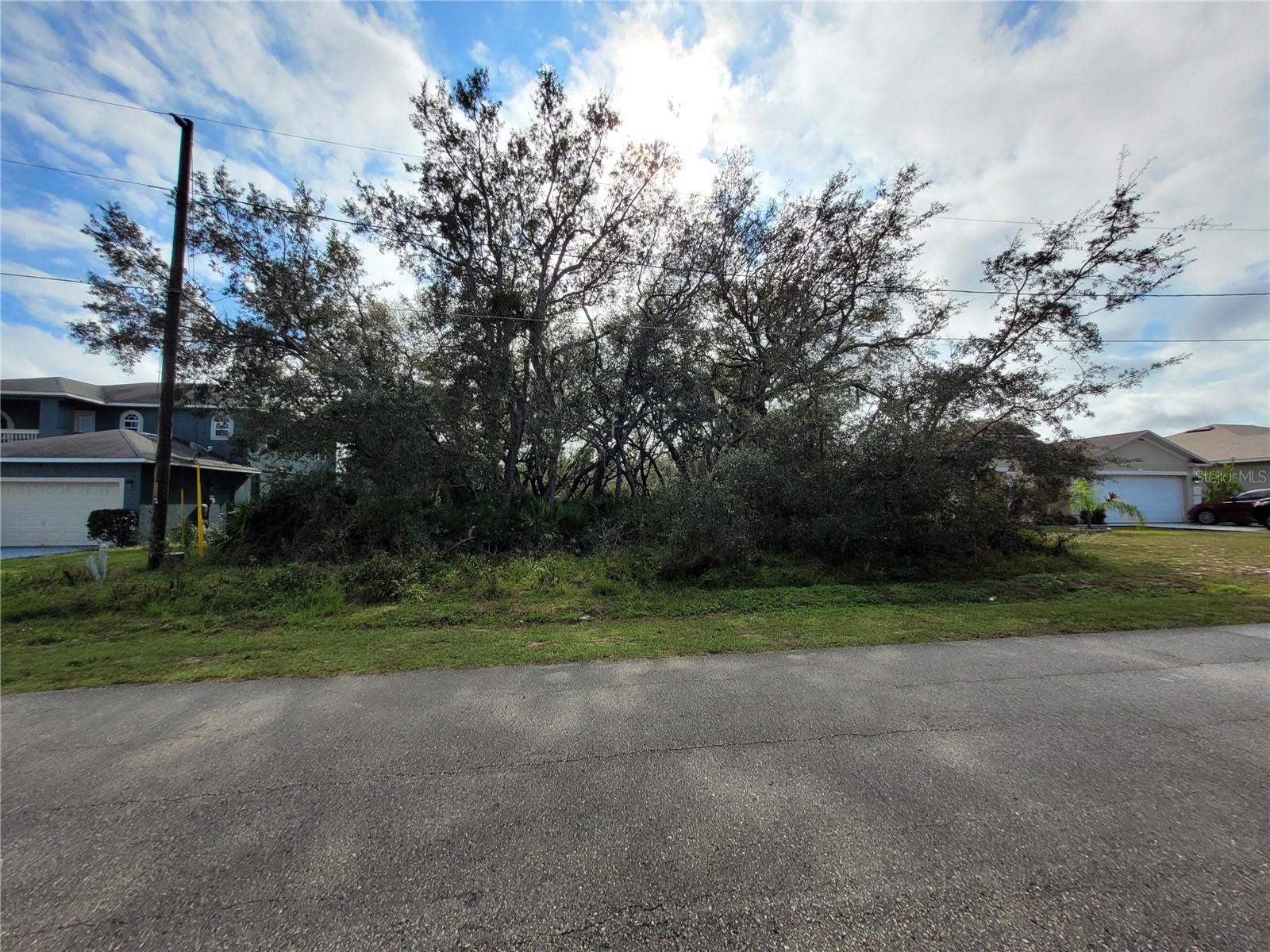 POINCIANA NBRHD 05 VILLAGE 07 - Land