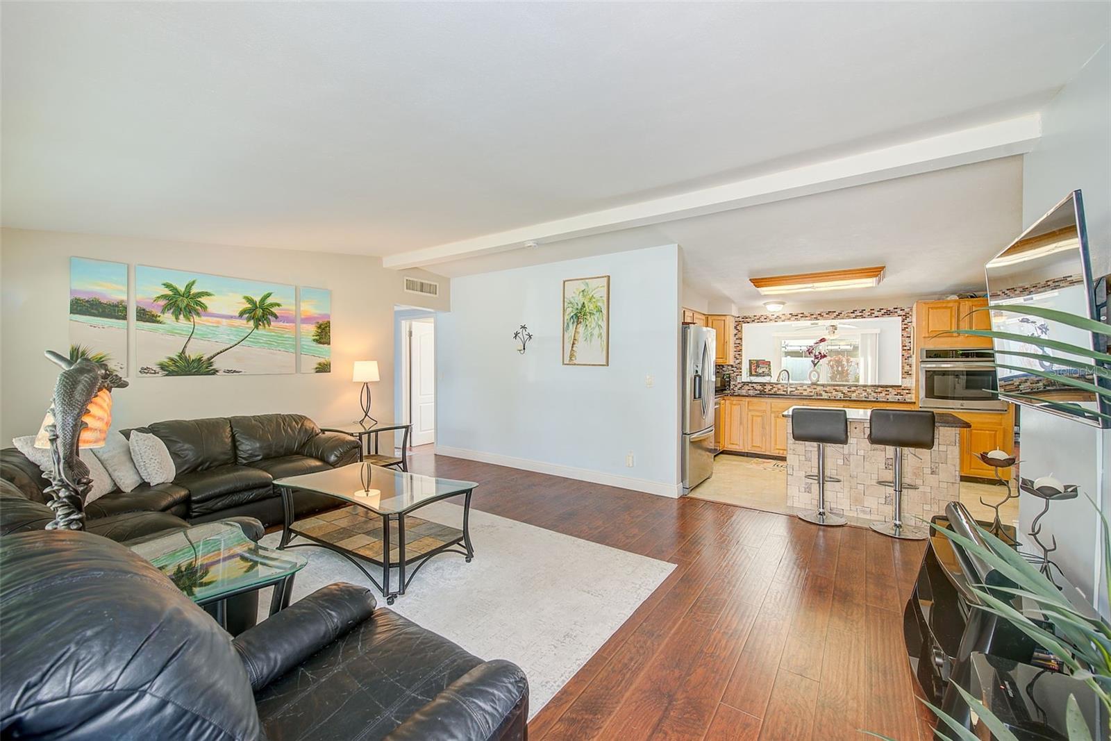 BELLEAIR MANOR - Residential