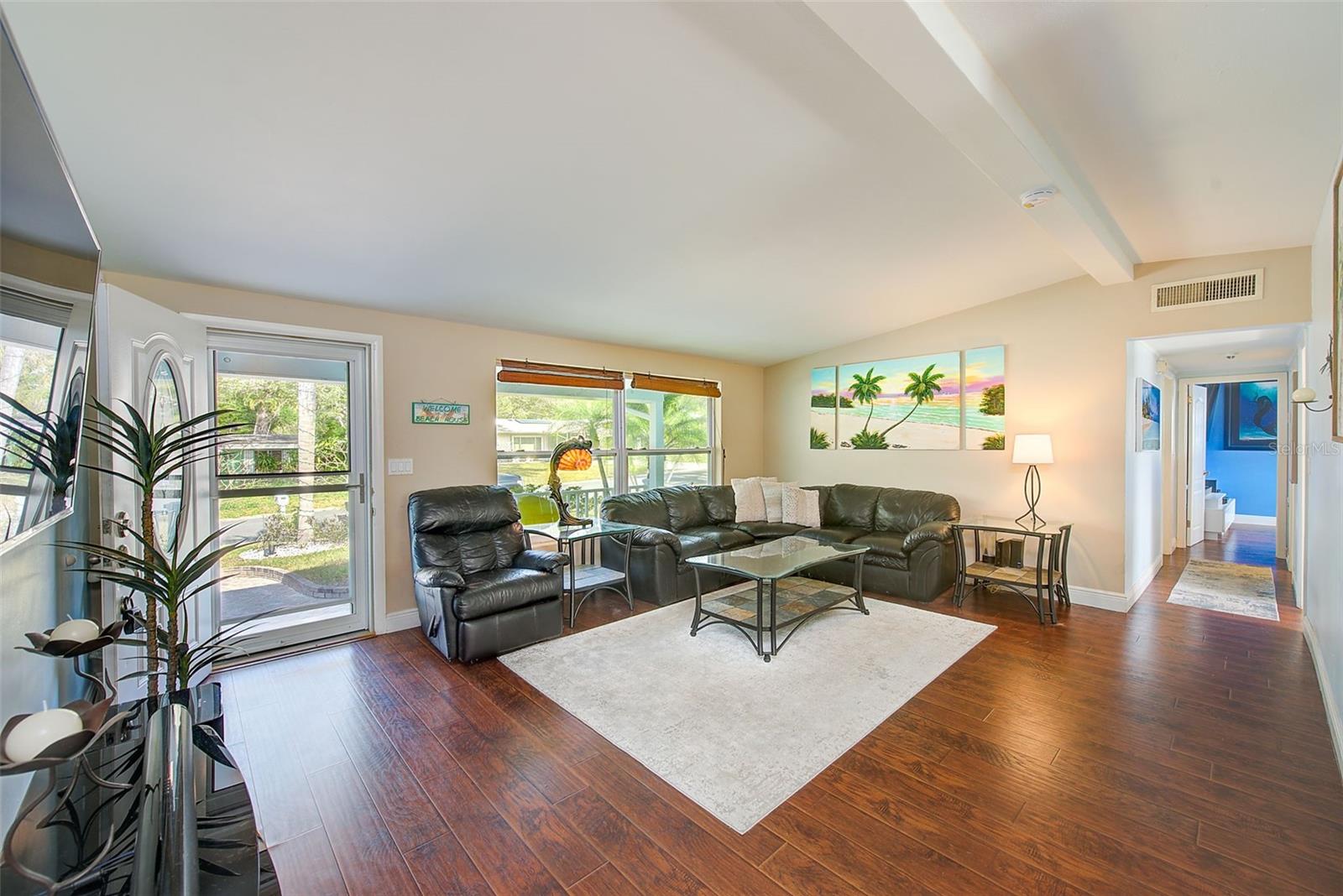 BELLEAIR MANOR - Residential