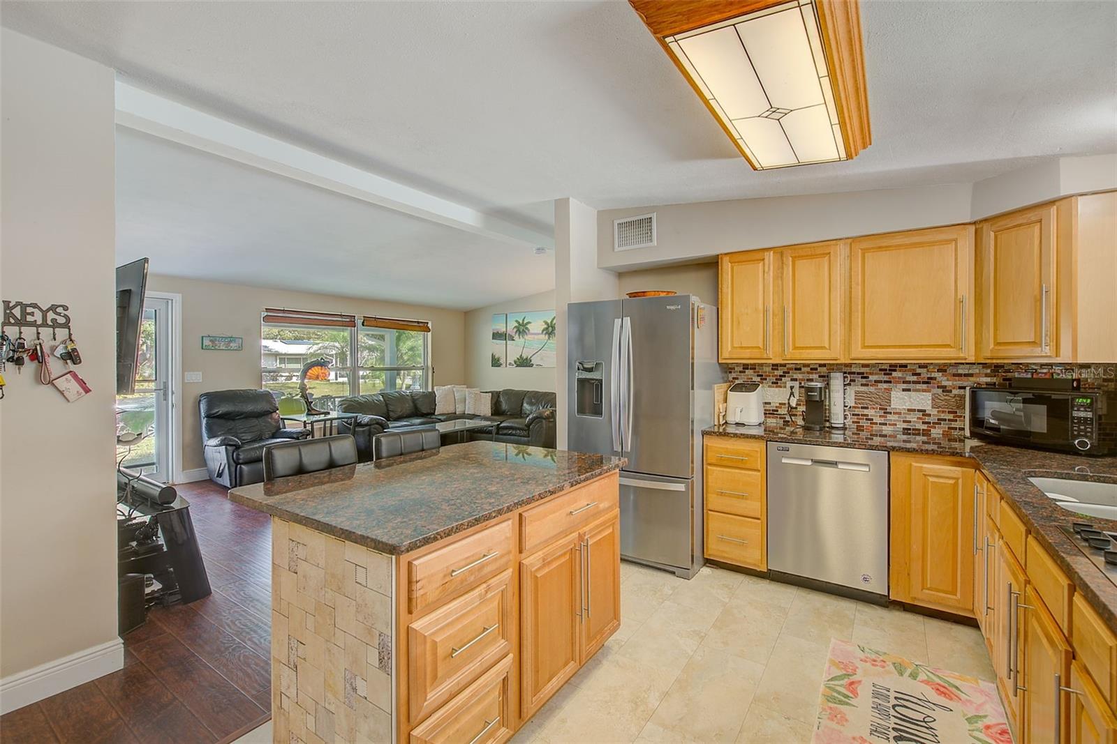 BELLEAIR MANOR - Residential