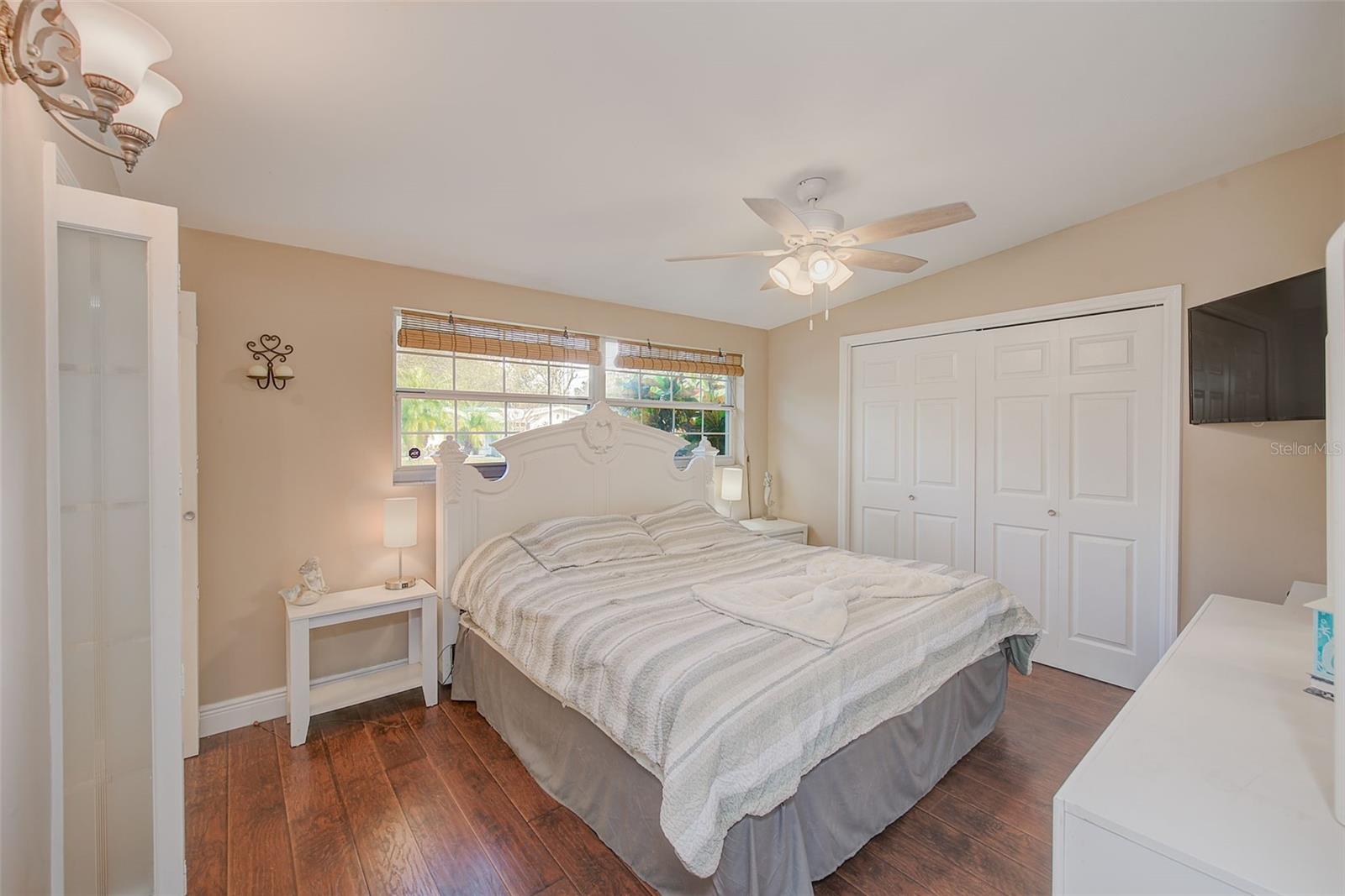 BELLEAIR MANOR - Residential