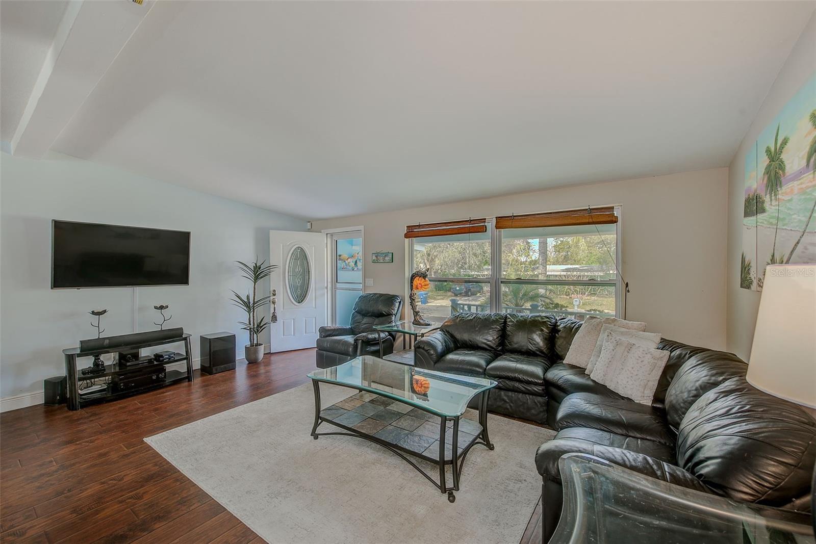 BELLEAIR MANOR - Residential