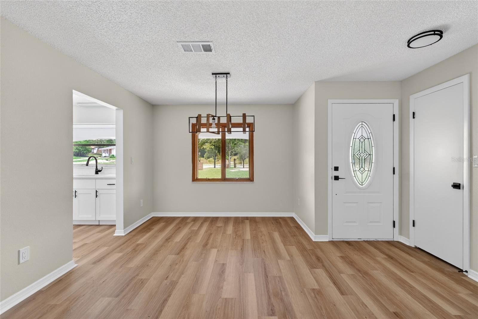 12071 DEEP CREEK DRIVE