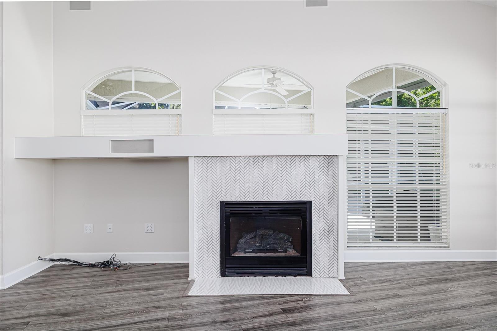 PARKVIEW LAKE ESTATES - Residential