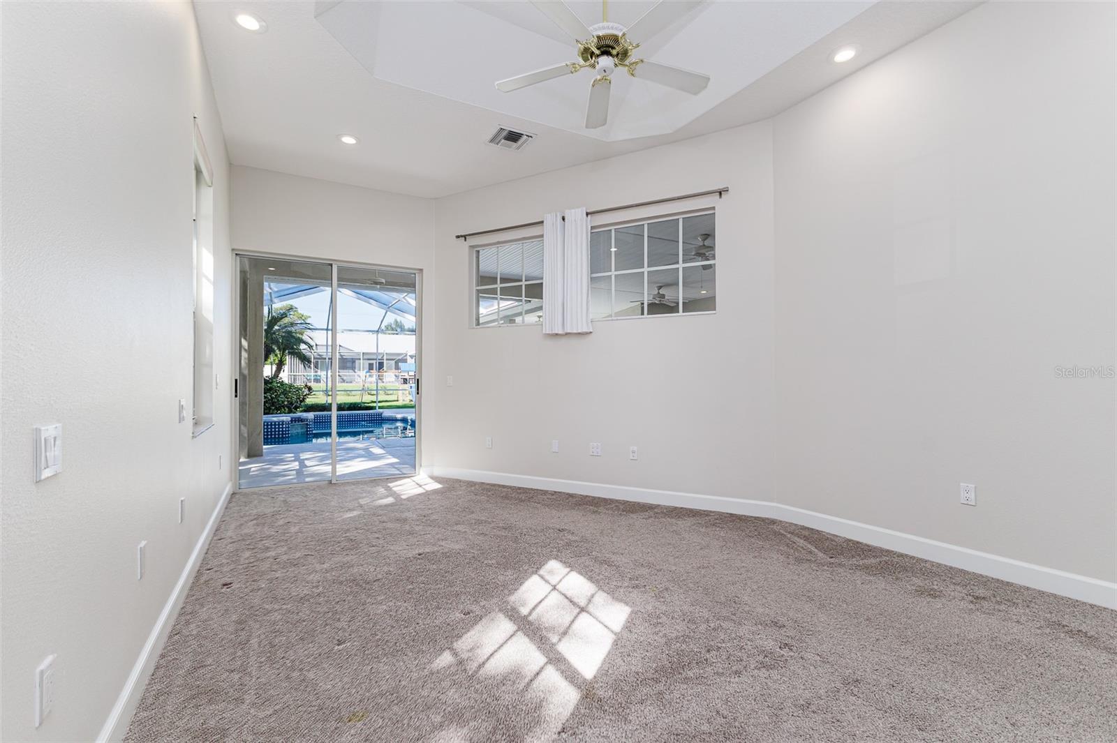 PARKVIEW LAKE ESTATES - Residential