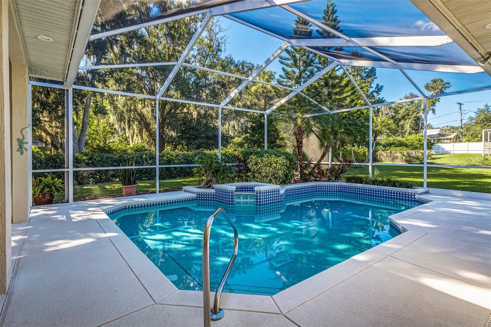 PARKVIEW LAKE ESTATES - Residential