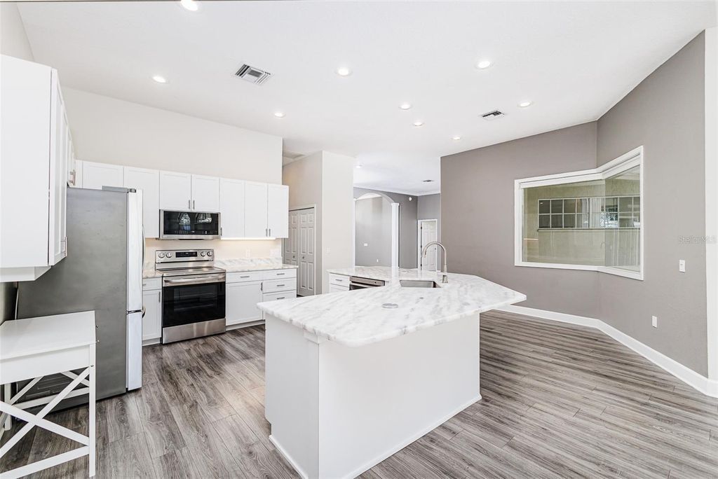 Photo of 870 De La Bosque Avenue, Bartow, FL 33830 (MLS # L4956571)