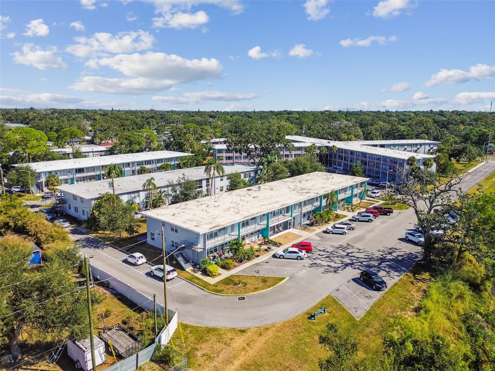 CLEARVIEW OAKS PARADISE - Residential