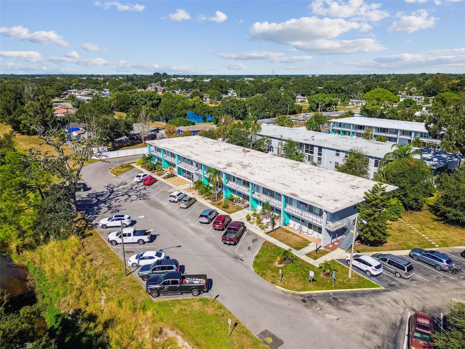 CLEARVIEW OAKS PARADISE - Residential