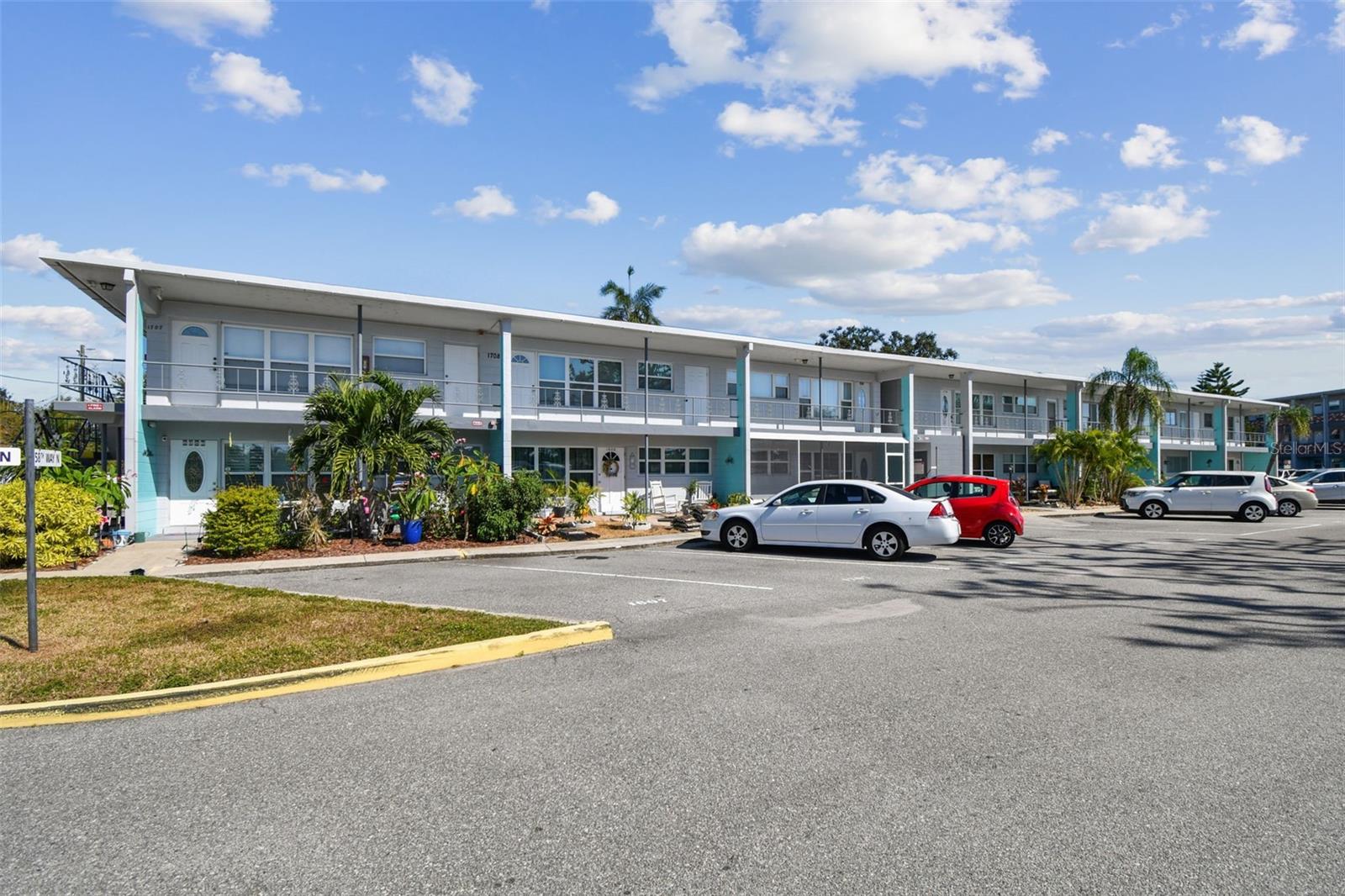 CLEARVIEW OAKS PARADISE - Residential