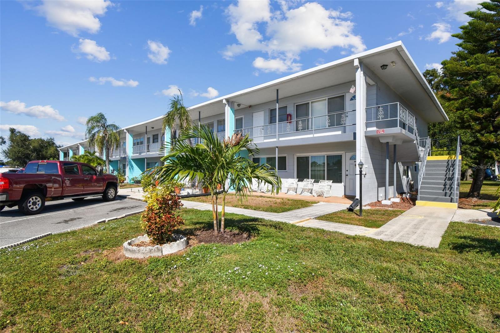 CLEARVIEW OAKS PARADISE - Residential