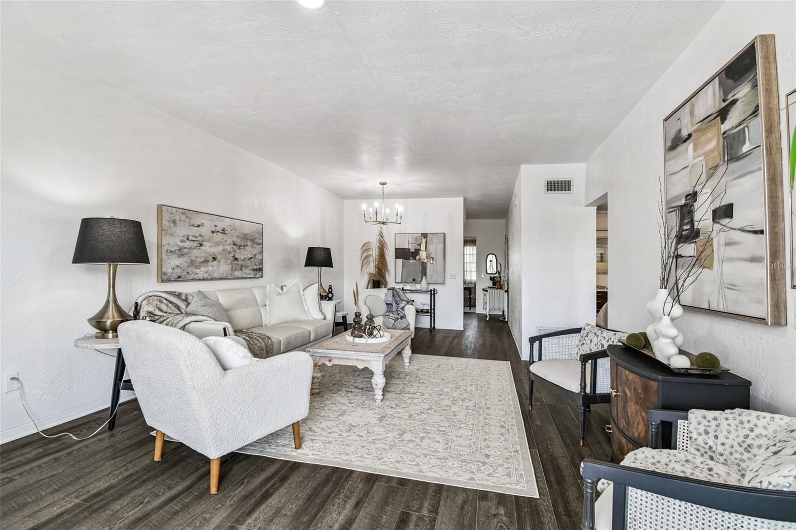 CLEARVIEW OAKS PARADISE - Residential