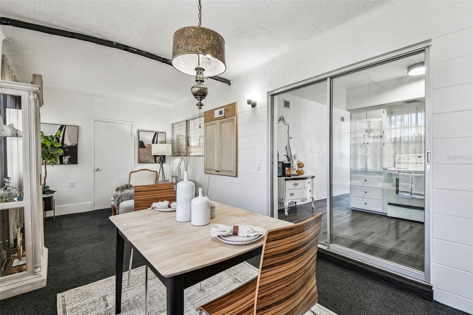 CLEARVIEW OAKS PARADISE - Residential