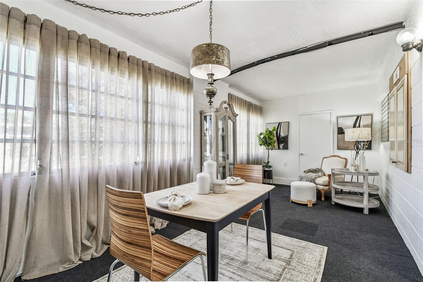 CLEARVIEW OAKS PARADISE - Residential