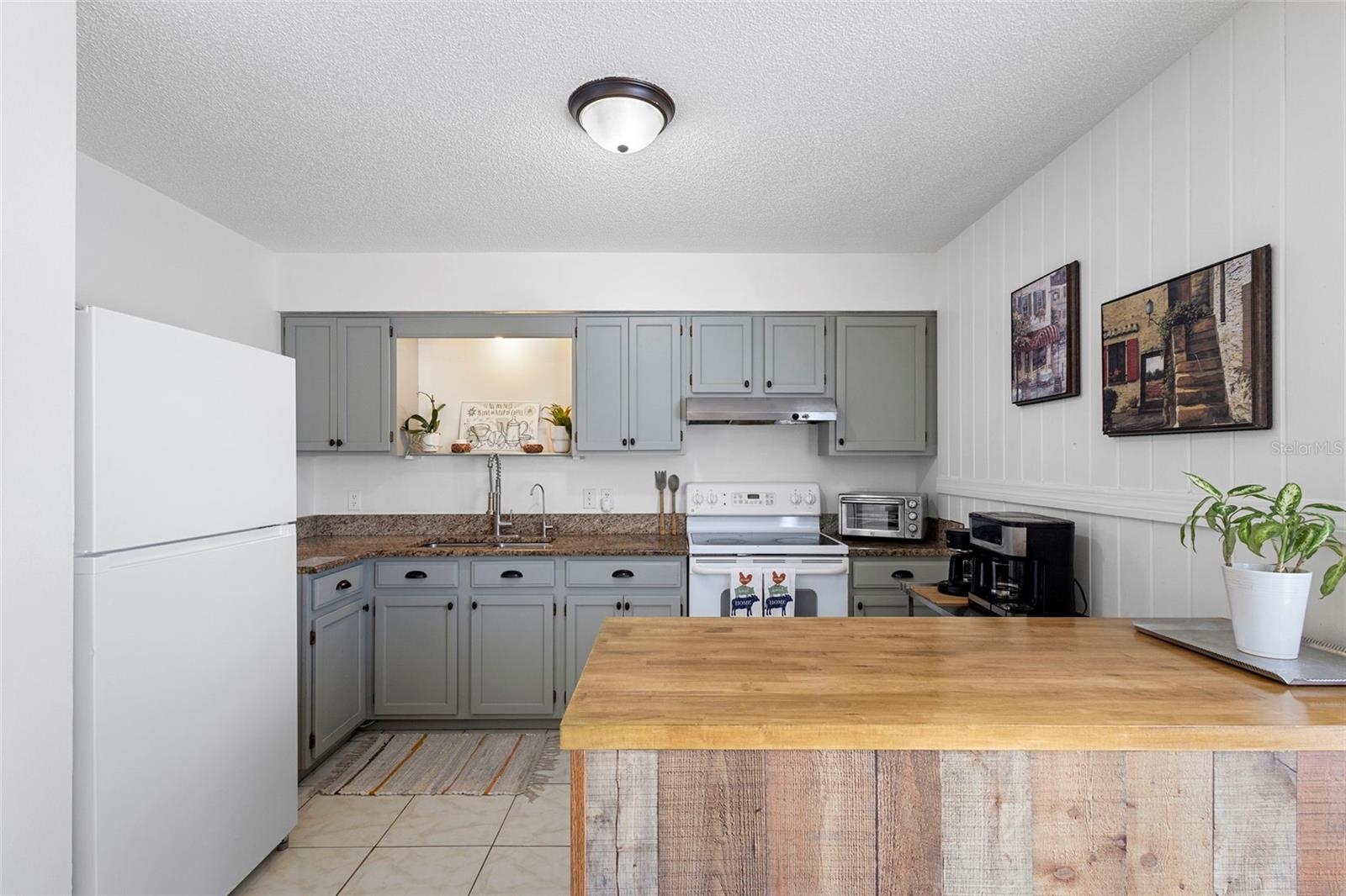 DELTONA LAKES UNIT 32 - Residential