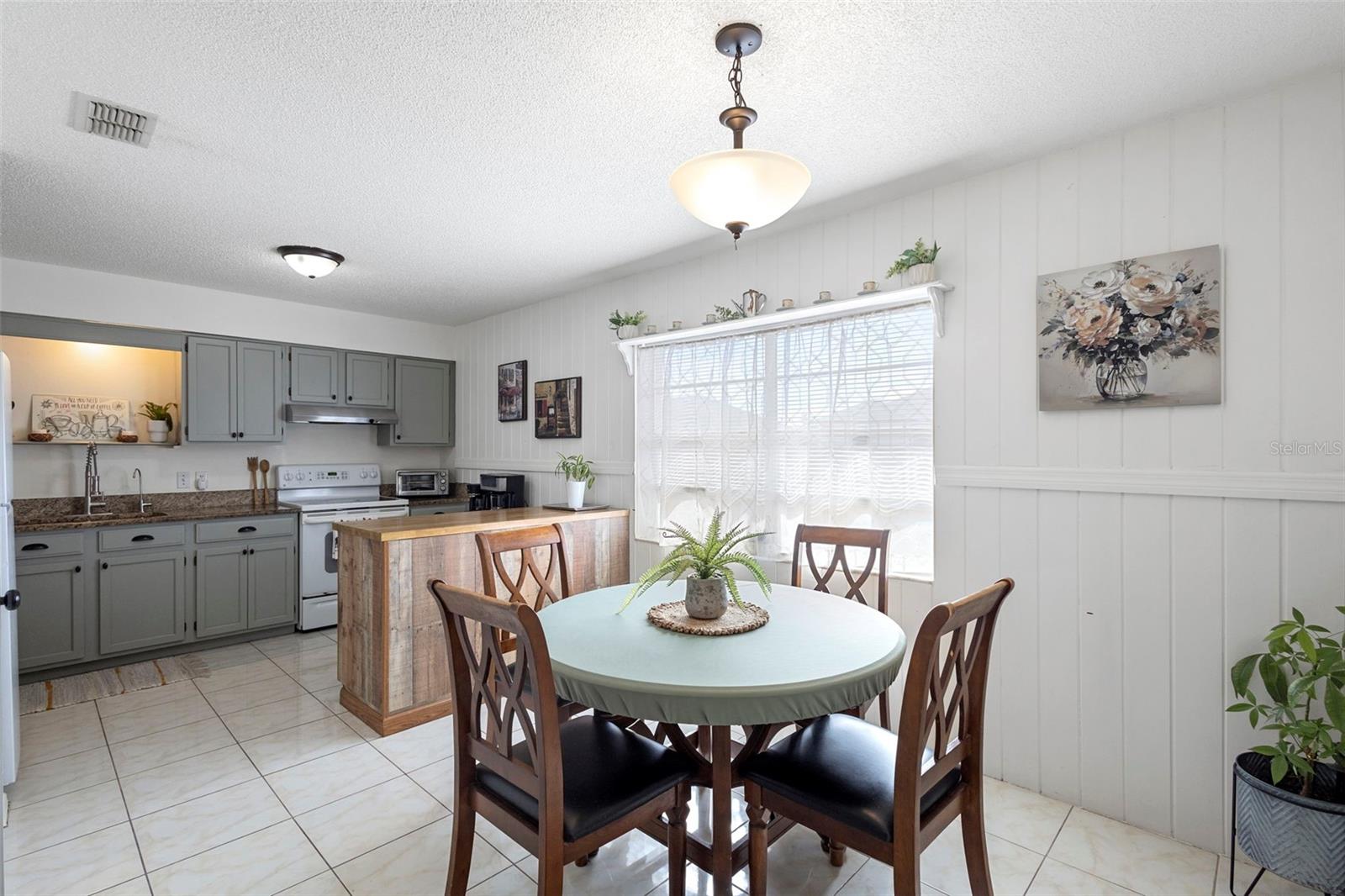 DELTONA LAKES UNIT 32 - Residential