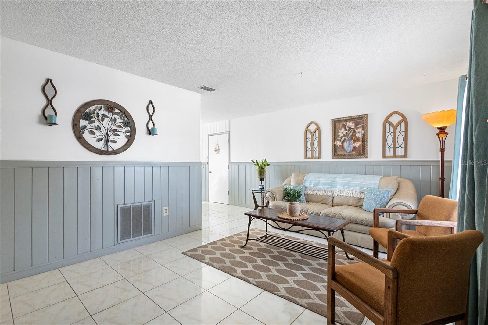 DELTONA LAKES UNIT 32 - Residential