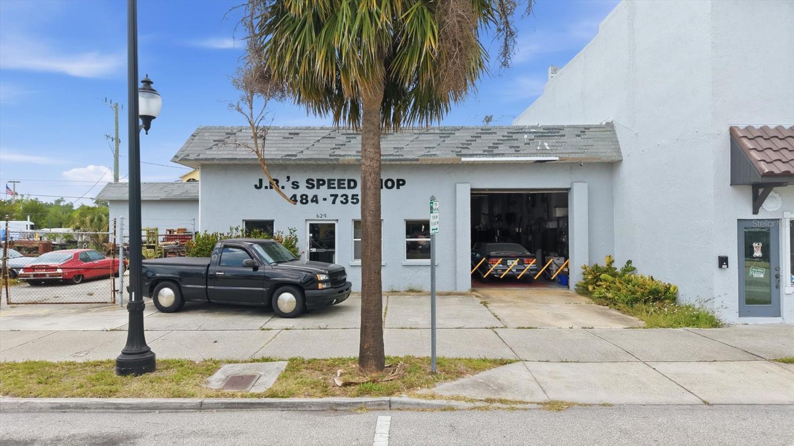 VENICE EDGEWOOD SEC OF - Commercial Sale