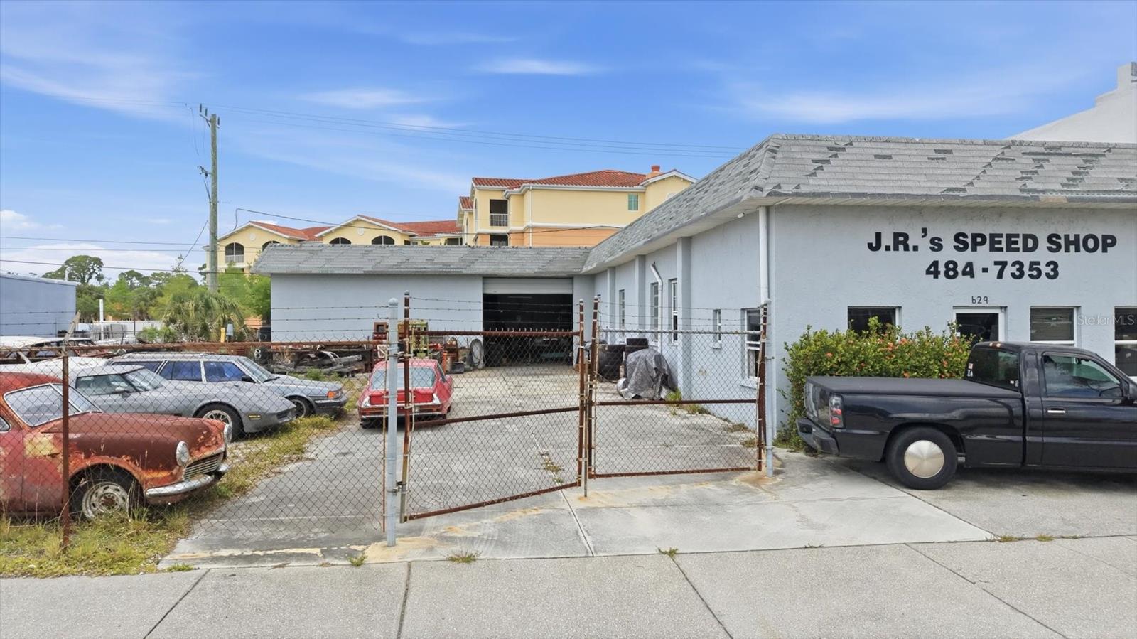 VENICE EDGEWOOD SEC OF - Commercial Sale