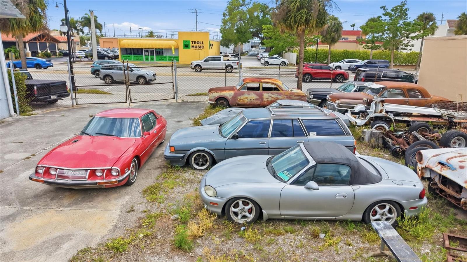VENICE EDGEWOOD SEC OF - Commercial Sale