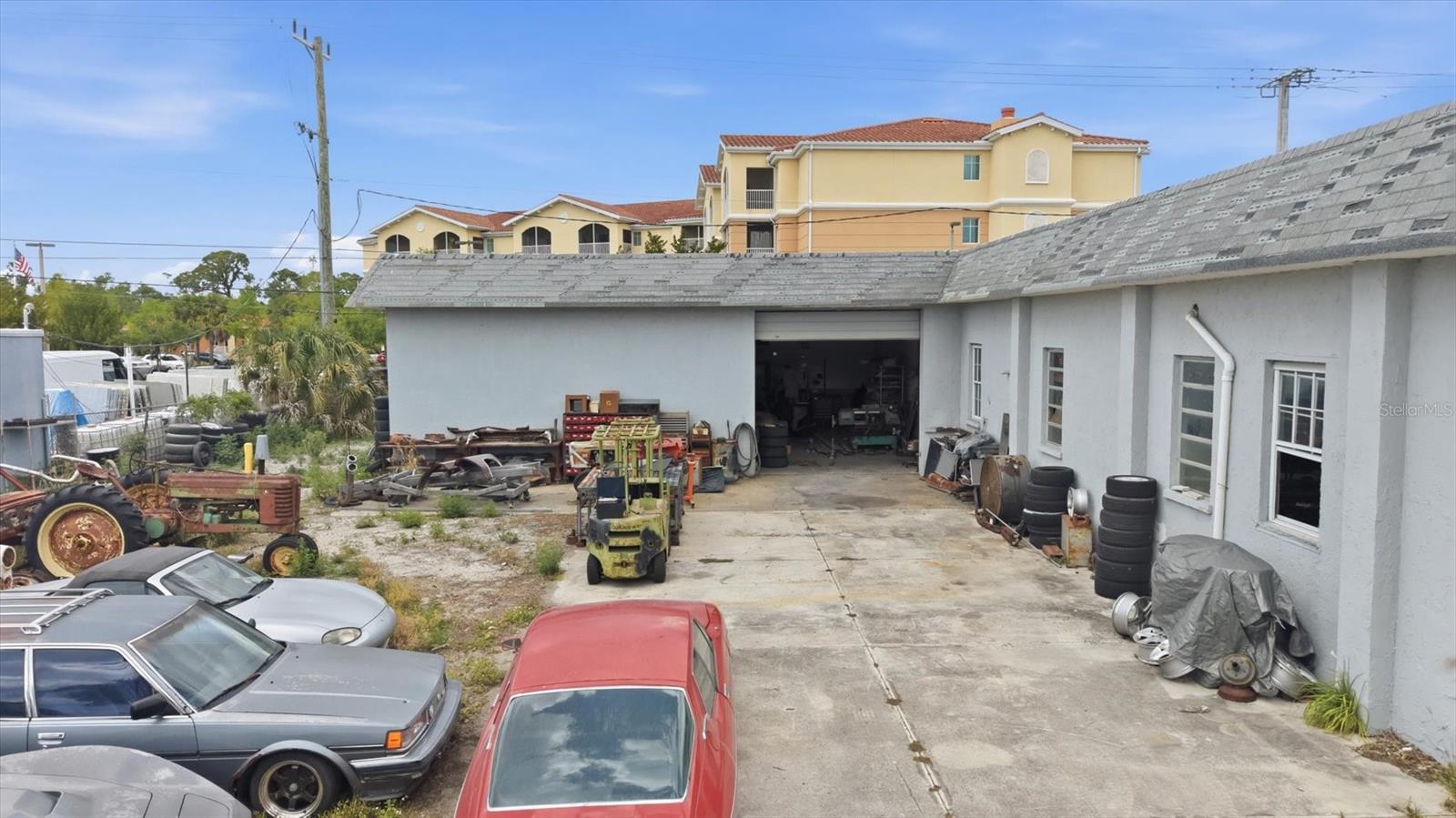 VENICE EDGEWOOD SEC OF - Commercial Sale