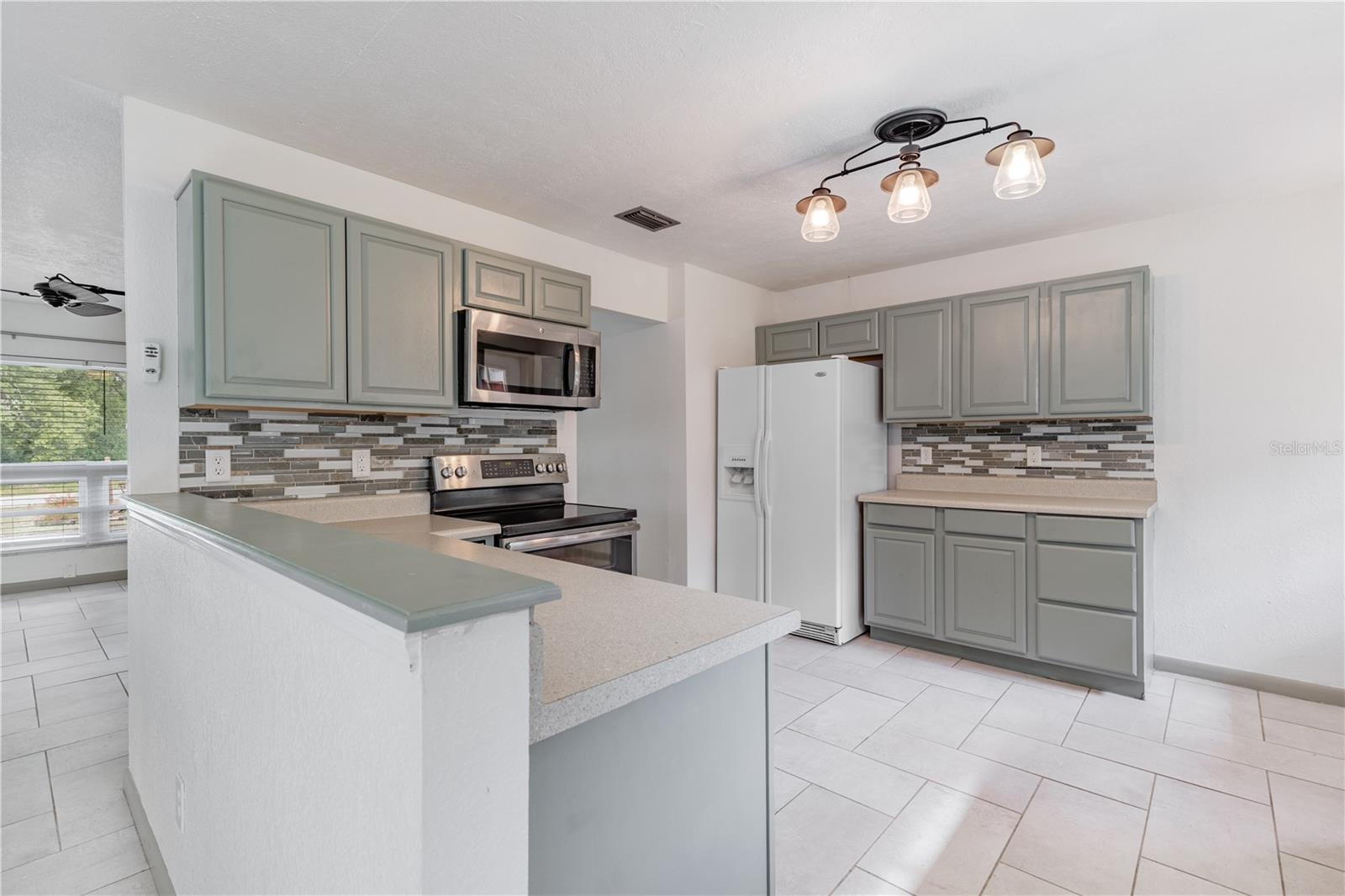 TAVARES ORANGE ACRES SUB - Residential
