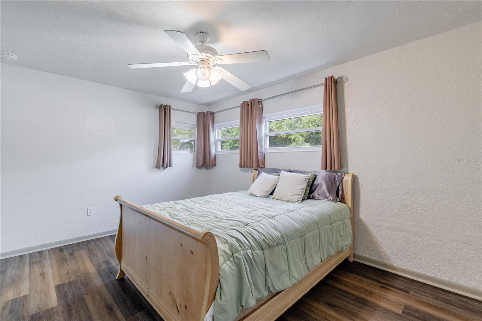 TAVARES ORANGE ACRES SUB - Residential