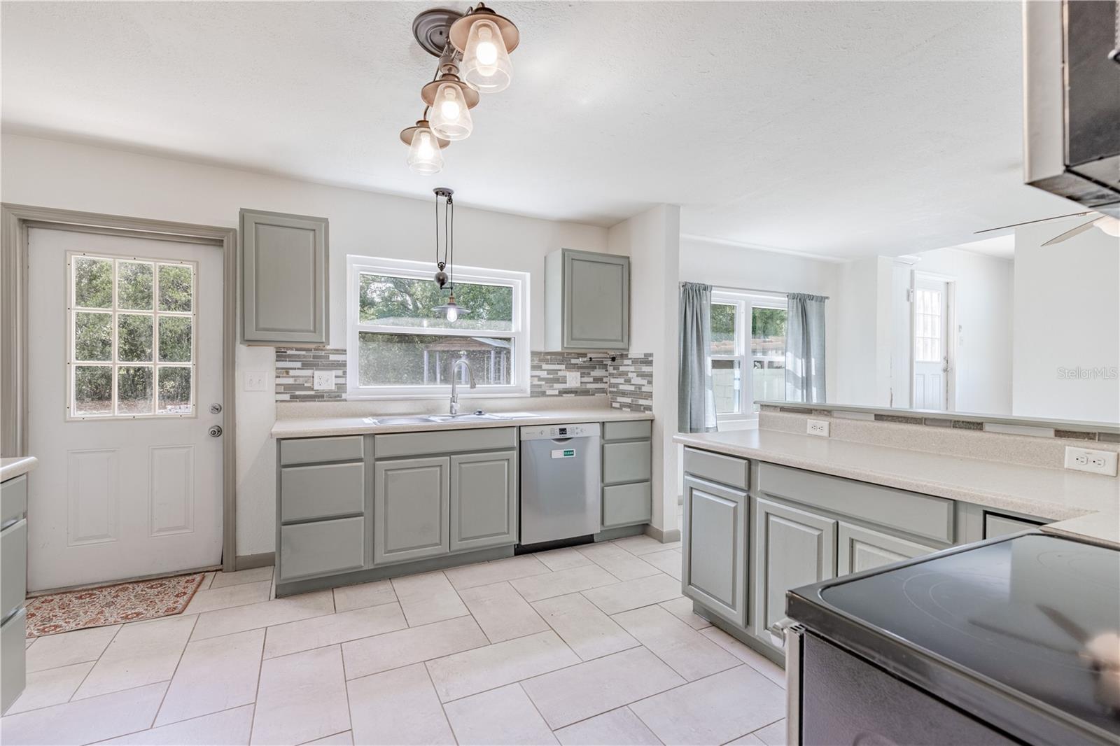 TAVARES ORANGE ACRES SUB - Residential