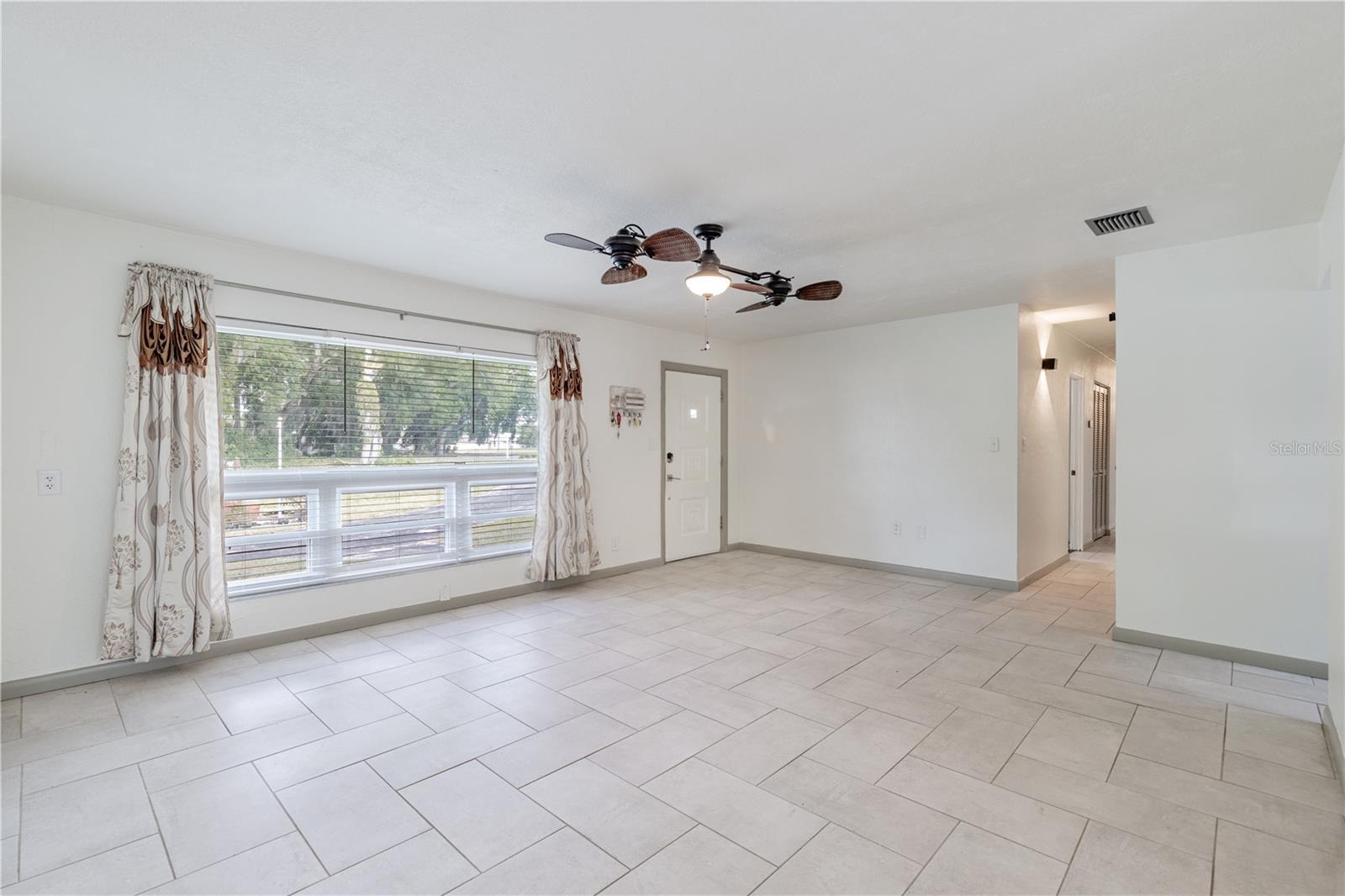 TAVARES ORANGE ACRES SUB - Residential
